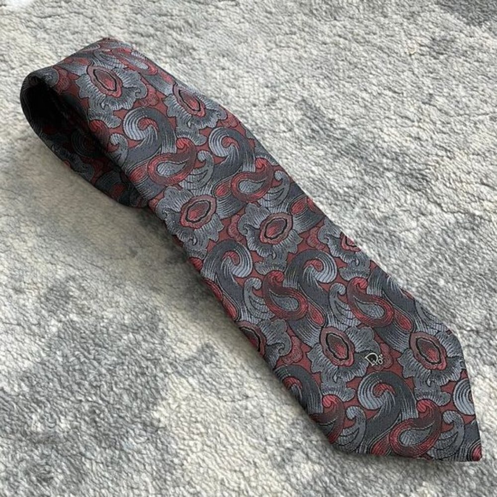 Christian Dior Mens Red Gray Paisley Abstract Neck Tie Business Career Office